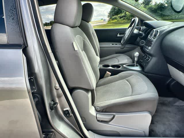 Thumbnail: 2011 Nissan Rogue - 12