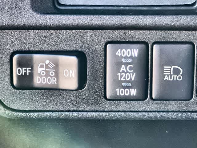 Thumbnail: 2019 Toyota Tacoma - 29