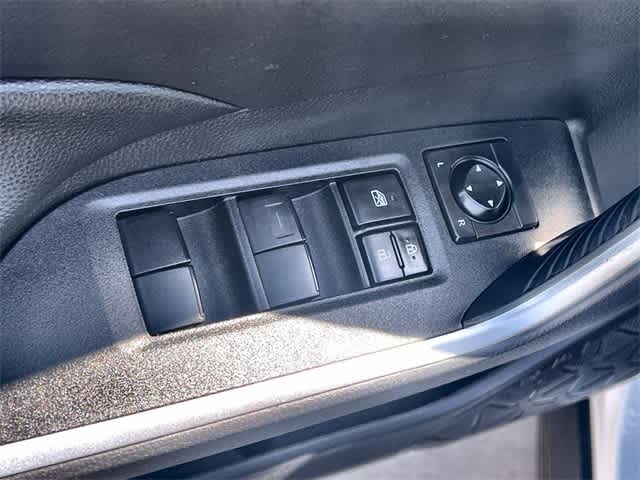 Thumbnail: 2021 Toyota RAV4 - 29