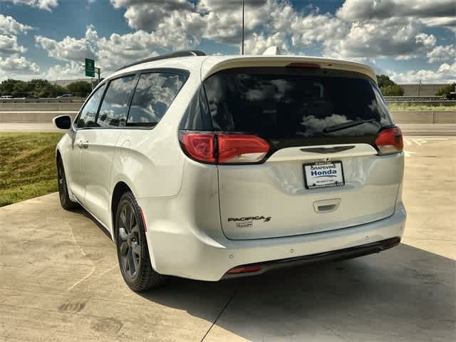 Thumbnail: 2020 Chrysler Pacifica - 5