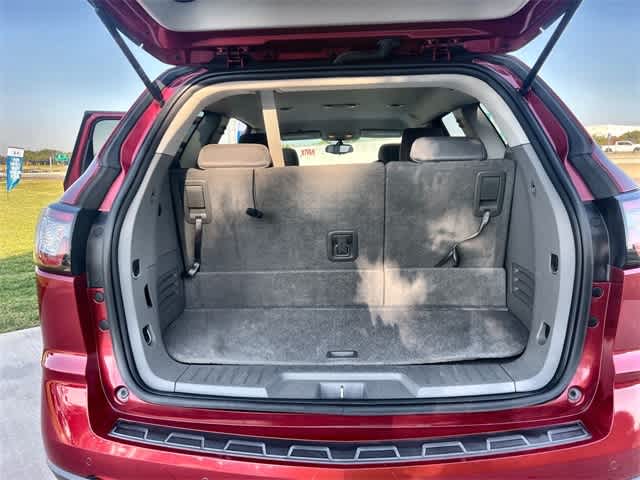 Thumbnail: 2014 Chevrolet Traverse - 20