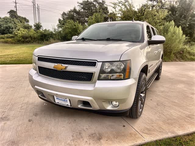 Thumbnail: 2014 Chevrolet Suburban - 2