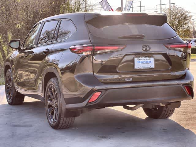 Thumbnail: 2024 Toyota Highlander - 5