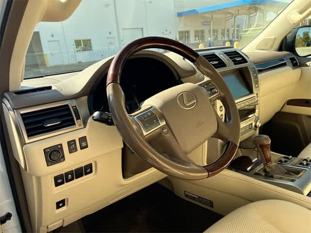 Thumbnail: 2019 Lexus GX - 15