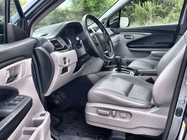 Thumbnail: 2018 Honda Pilot - 3