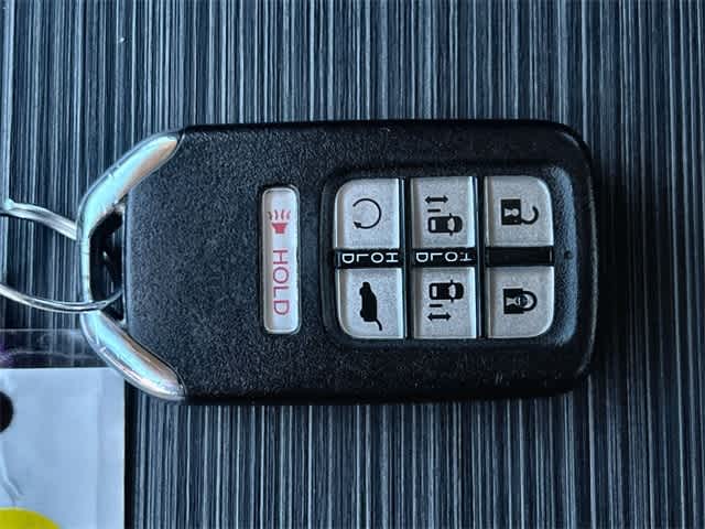 Thumbnail: 2023 Honda Odyssey - 21