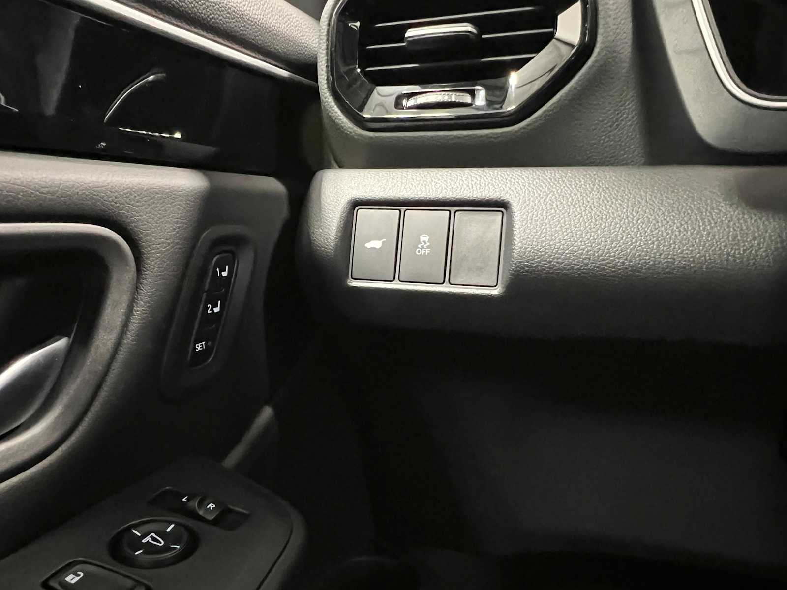 Thumbnail: 2025 Honda Pilot - 18