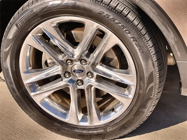 Thumbnail: 2016 Ford Explorer - 9