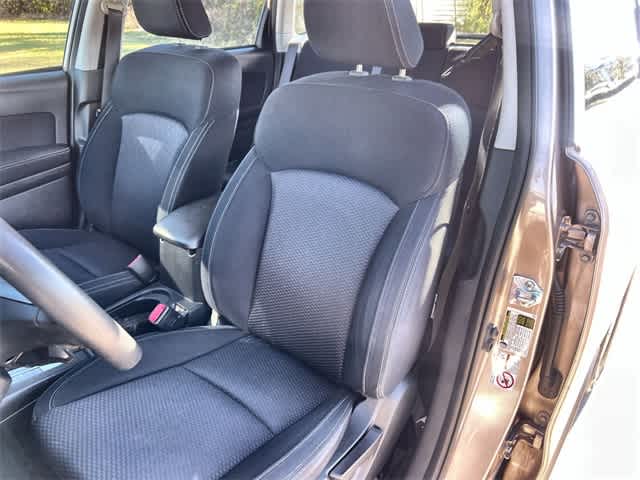 Thumbnail: 2015 Subaru Forester - 11