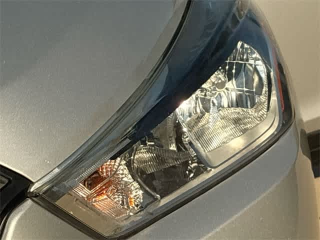 Thumbnail: 2018 Nissan Kicks - 24