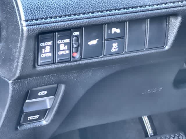 Thumbnail: 2026 Honda Odyssey - 28