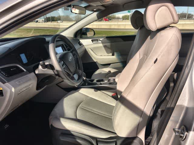 Thumbnail: 2015 Hyundai Sonata - 11
