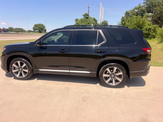 Thumbnail: 2023 Honda Pilot - 4