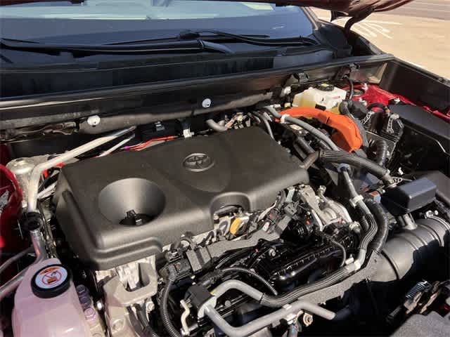 2021 Toyota RAV4 LE 10