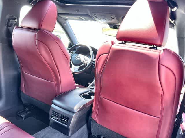 Thumbnail: 2018 Lexus IS - 13