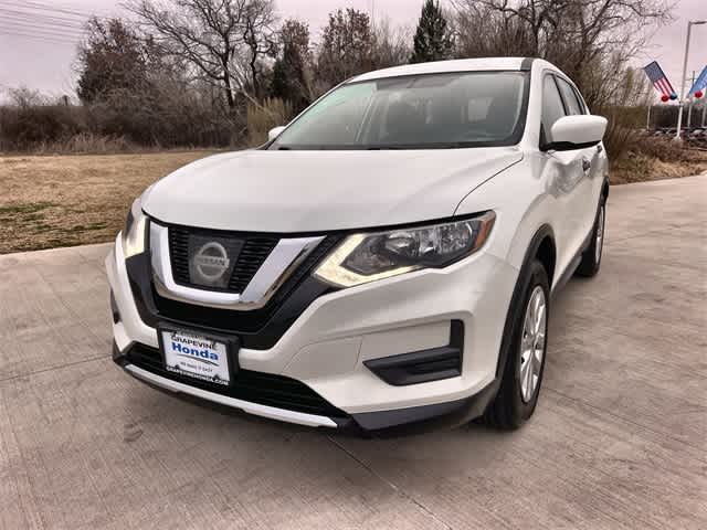 Thumbnail: 2017 Nissan Rogue - 2