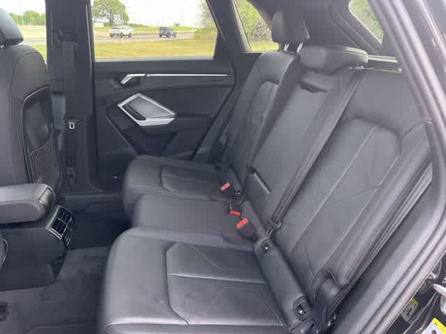 Thumbnail: 2020 Audi Q3 - 14