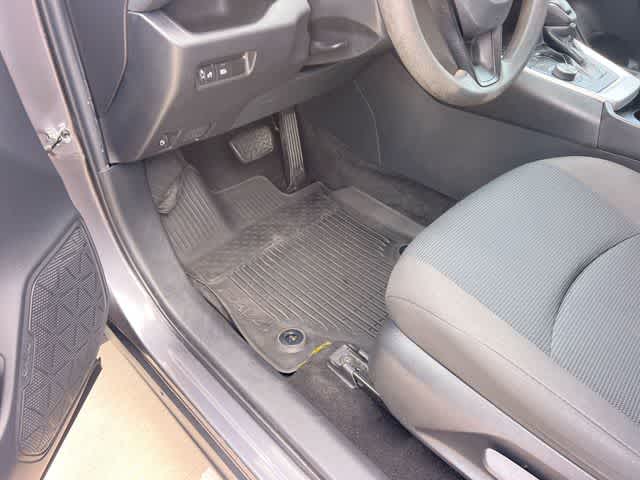 Thumbnail: 2021 Toyota RAV4 - 3