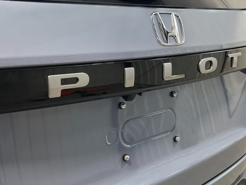 Thumbnail: 2026 Honda Pilot - 6