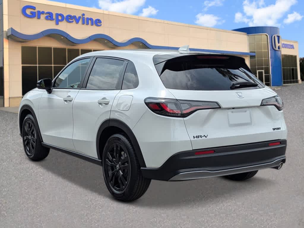 Thumbnail: 2027 Honda HR-V - 2