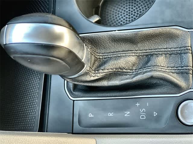 Thumbnail: 2019 Volkswagen Atlas - 16