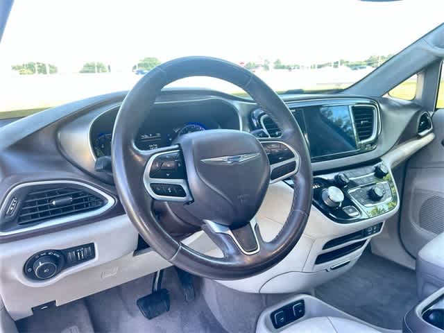 2018 Chrysler Pacifica Touring L 15