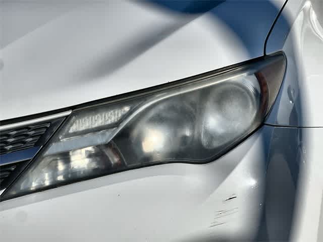 Thumbnail: 2013 Toyota RAV4 - 24