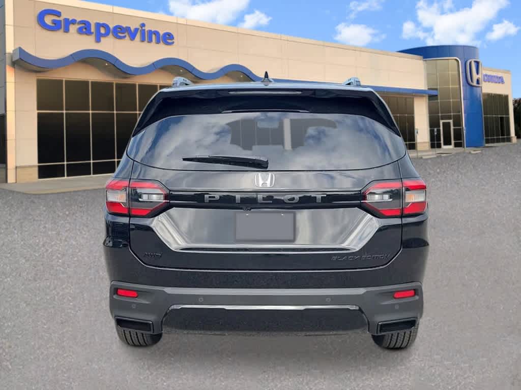 Thumbnail: 2026 Honda Pilot - 4