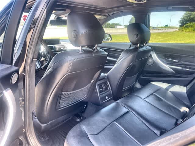 2013 BMW 3 Series 328i 13