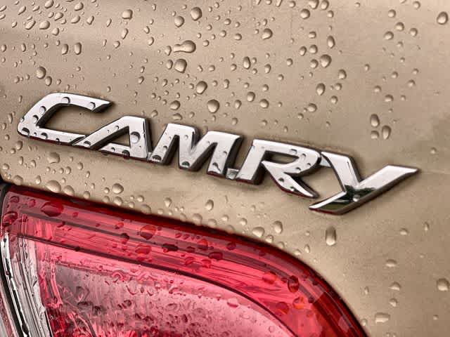 Thumbnail: 2011 Toyota Camry - 8