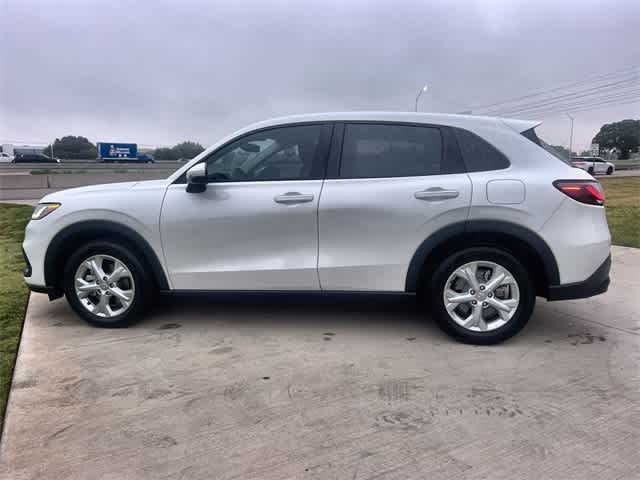2025 Honda HR-V LX photo 4