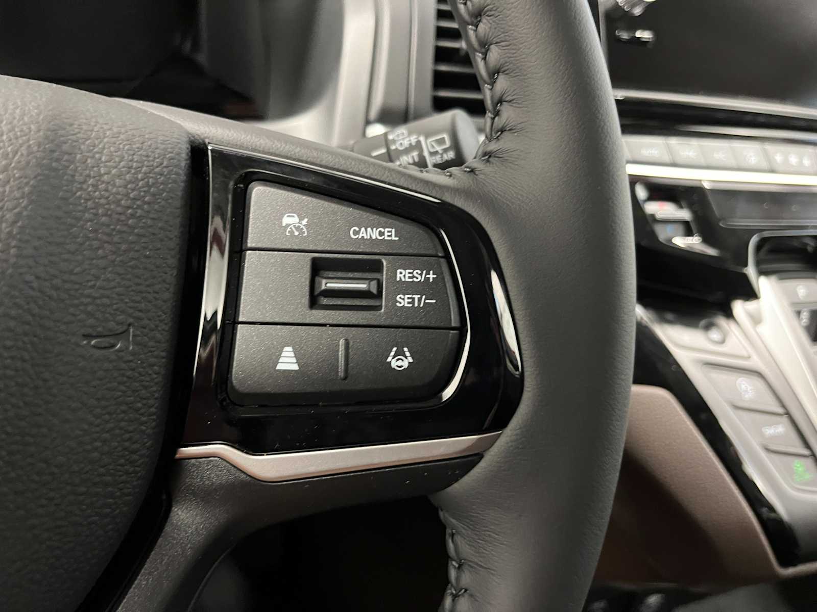 Thumbnail: 2026 Honda Odyssey - 17