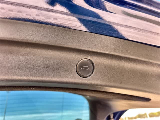 Thumbnail: 2022 Tesla Model Y - 34