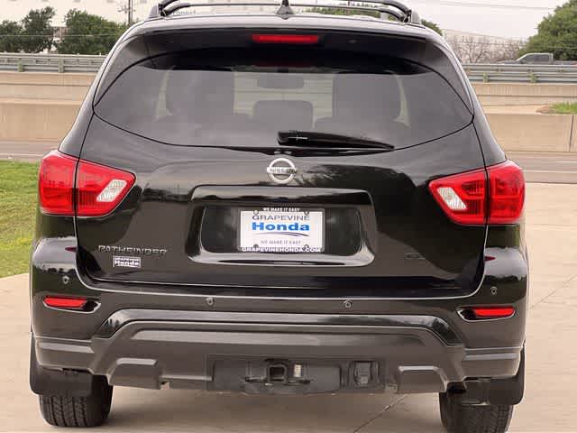 Thumbnail: 2019 Nissan Pathfinder - 6