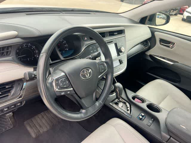 Thumbnail: 2017 Toyota Avalon - 15