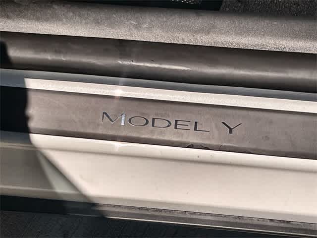 Thumbnail: 2023 Tesla Model Y - 8