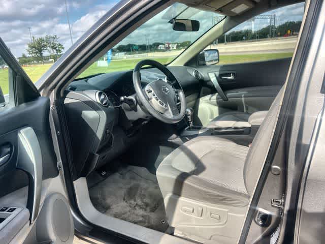 Thumbnail: 2011 Nissan Rogue - 3