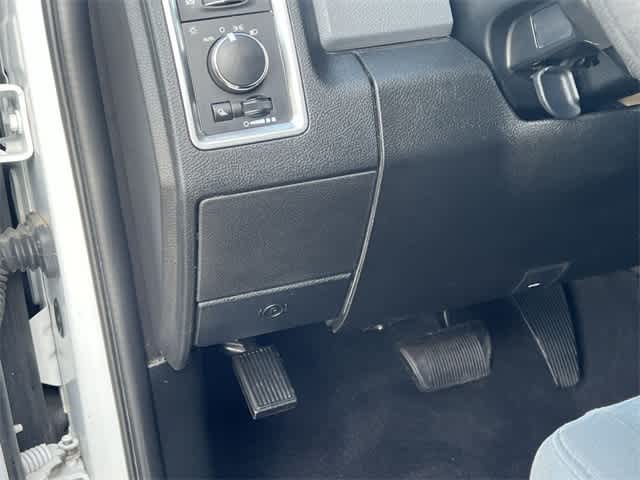 2020 RAM 1500 Classic SLT 28