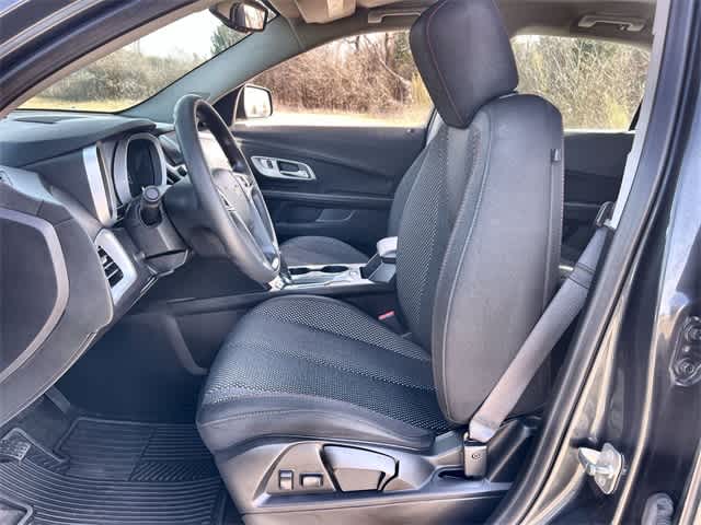 Thumbnail: 2017 Chevrolet Equinox - 11