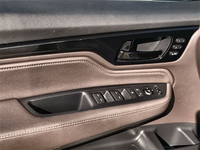 Thumbnail: 2023 Honda Odyssey - 30