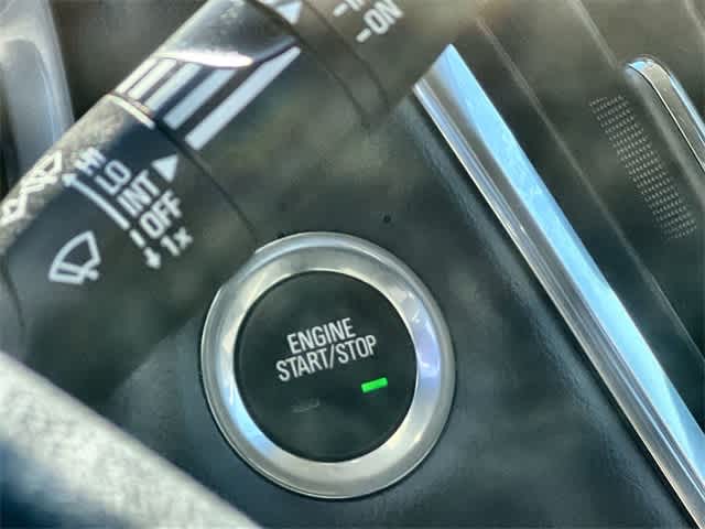 Thumbnail: 2021 Chevrolet Traverse - 28