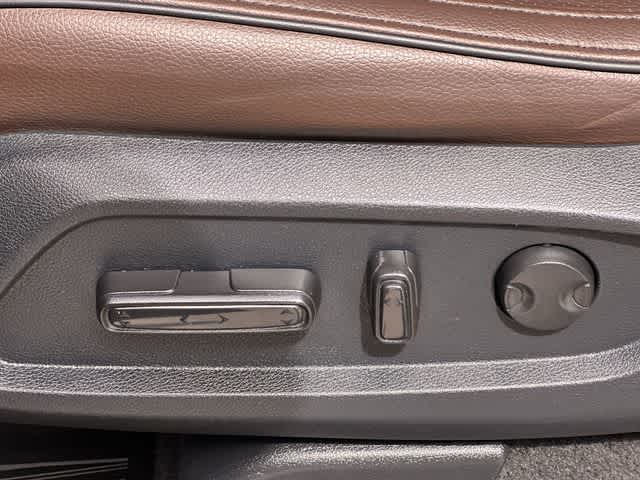 Thumbnail: 2023 Honda Pilot - 31