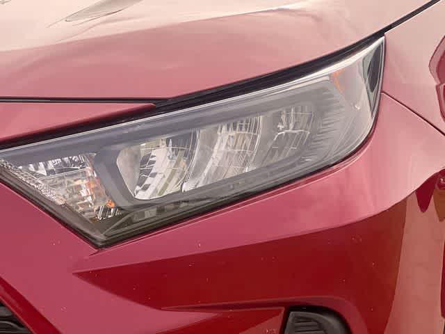 Thumbnail: 2021 Toyota RAV4 - 24