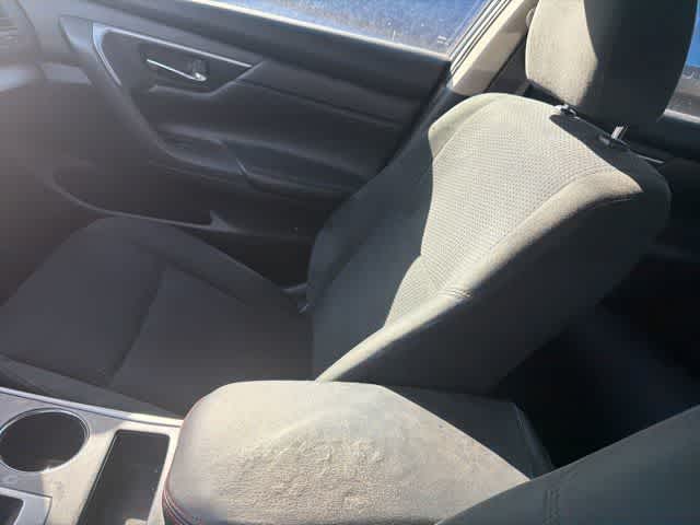 Thumbnail: 2015 Nissan Altima - 4