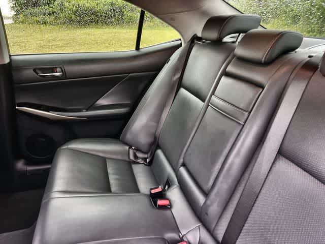 Thumbnail: 2015 Lexus IS - 14