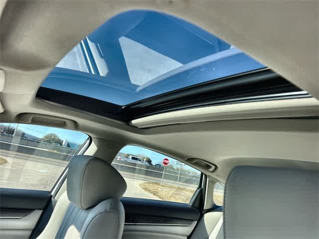 Thumbnail: 2020 Honda Accord - 32