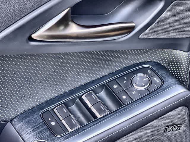 Thumbnail: 2024 Lexus GX - 30