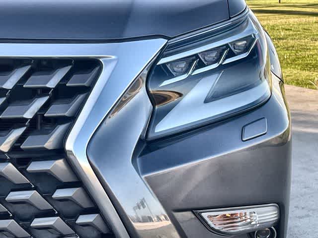 Thumbnail: 2022 Lexus GX - 24