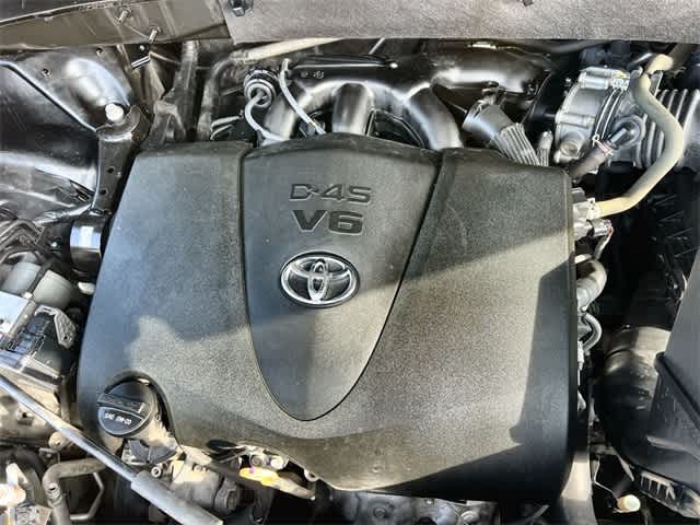 Thumbnail: 2017 Toyota Highlander - 10