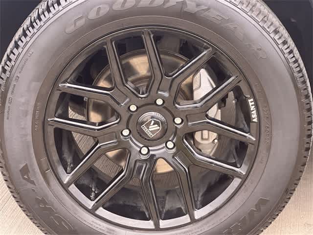 Thumbnail: 2020 Chevrolet Silverado 1500 - 9